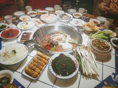 -贤合庄卤味火锅(安吉万达店)