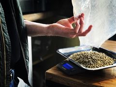 -明谦·Coffee&Cocktail Bar(美您公园店)