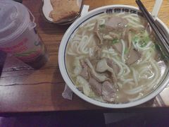 -鑫花溪牛肉米粉(文星广场店)