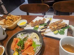 -8PINTS八品脱·日料·烧鸟·精酿小酒馆(莘庄店)