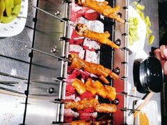 -狼遇见羊烧烤·现穿现烤(旧宫店)