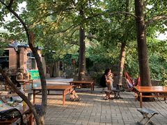 -二当家山庄(崮五路店)