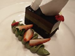 -塞纳河法国餐厅(意式风情街店)