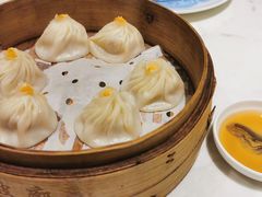 蟹粉小笼包-绿波廊(豫园店)
