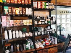 零售区-星巴克臻选(重庆大融城店)