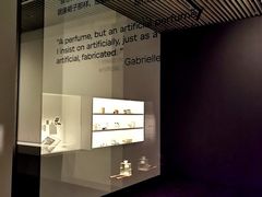-CHANEL(恒隆广场店)