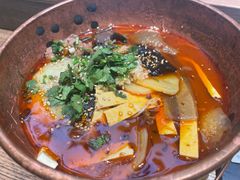 -成都你六姐·牛肉冒菜(上海环宇荟店)