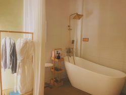 -FUMEIHUI·科技美肤·美体SPA
