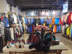 -4+2肆加贰雪具库(上庄店)