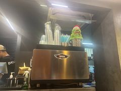 -CowCow其其·牛杂咖啡公司(六运店)