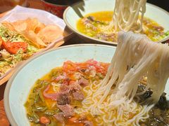 -八月美食小馆(银泰城总店)