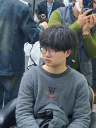 点击看大图 -藤野造型专业烫染接发