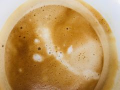 -星巴克臻选(盐城金鹰聚龙湖店)