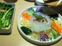 -关东小磨东北菜(上海长风大悦城店)