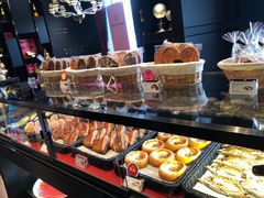 -Salon de The de Joel Robuchon(外滩18号店)