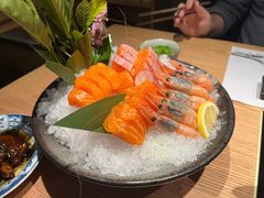 -枝魯枝魯自助料理