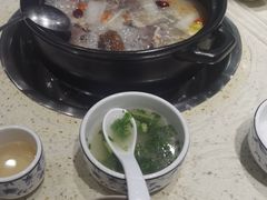 -九寨沟特色牦牛肉汤锅