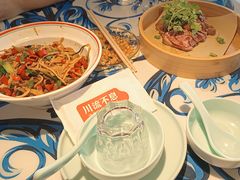 -川流不息·地道川菜·小龙虾(新松江路店)