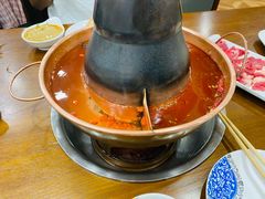 -楼外楼大刀肉传统火锅居(博学路店)