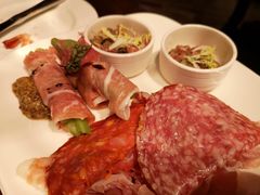 -恰餐厅及酒吧 CHAR Bar & Grill (北京丽都皇冠假日店)