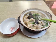 -小许三鲜砂锅馄饨店(家多乐烟酒店)