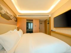 -爱舍海岸酒店(香港中路五四广场店)