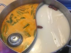 -樾餐厅泰式海鲜火锅(民歌湖店)