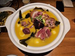 -帅巴人舅母子腊蹄民俗村