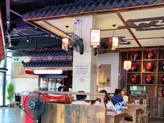 -先启半步颠小酒馆(白麓里店)