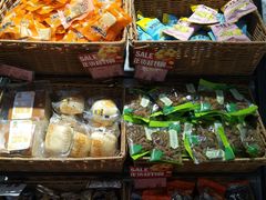 零售区-来伊份(香积寺路店)