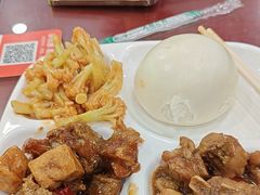 -聚德华天护国寺小吃(甜水园店)