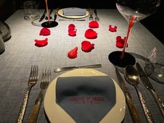 -弦月窗LUNETTE BY AMANDA(复兴路店)