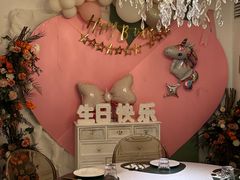 -ins森林童话餐厅coffee&bistro