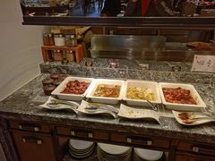 自助取餐区-金海湾自助餐厅(金陵饭店)