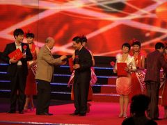 -南京奥林匹克体育中心-体育馆