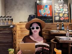 -Common Table · Brunch & Coffee