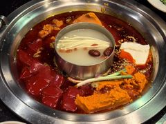 -周师兄大刀腰片火锅(解放碑总店)