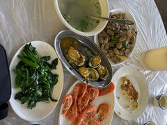 -红月湾海鲜饭店•沙滩海景(双月湾店)