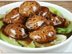 花菇鱼丸扒生菜-禄源公·老莞诚饭店