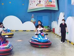 -蓝精灵乐园·世茂精灵之城主题乐园