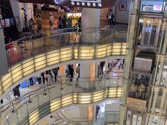 -查特花园美食广场(西单大悦城店)