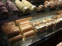 -赞记龙凤礼饼(广州市二宫向群宾馆店)