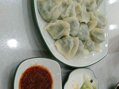 -大肚水饺锅贴·家常融合菜(新港店)