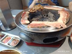 -围炉肉舍•炭烤活鳗•丹东海鲜烤肉(步行街店)