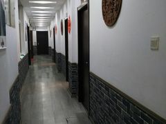 -茸梅路右拐龙虾-农家菜(松江店)