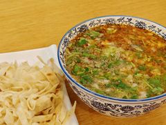 -八百里牛肉汤(盖饭·锅贴·万象城店)