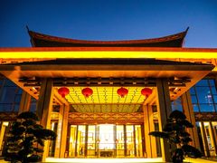 -七彩云南古滇温泉山庄
