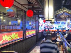 -川流不息·地道川菜·小龙虾(新松江路店)