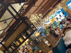 -领鲜活海鲜榴莲自助火锅(东门店)