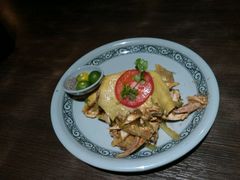 -大头虾越式风味餐厅(光明广场店)